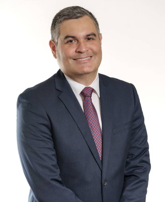 Financial Services Lawyers - Andrés Castro